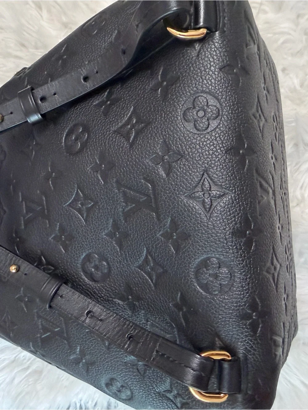 LOUIS VUITTON MONTSOURIS NM BACKBACK